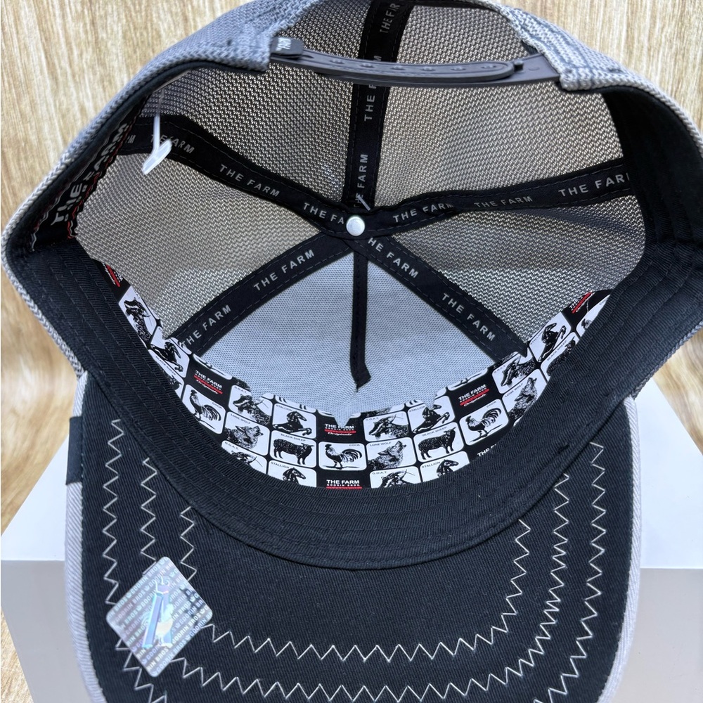 Goorin Brothers Bulletproof Black & Grey Trucker Hat - Picture 3 of 13